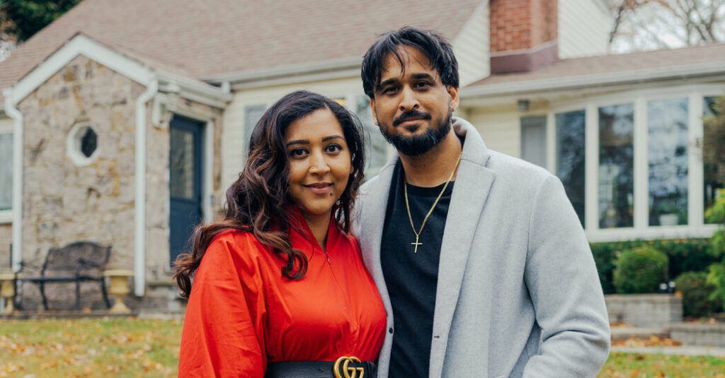 They Rushed to Buy Homes During the Pandemic. Now, Some Feel Trapped.