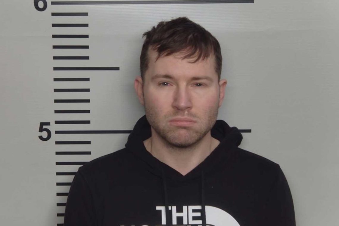 Halloween sign at home of ‘Mr. Crafty Pants’ influencer creeps out neighbors after child sex abuse material arrest