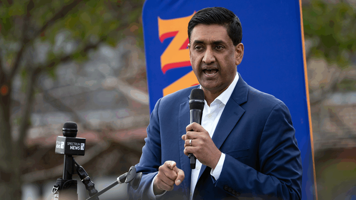 ‘Progressive capitalist’ rallies for ‘democratic socialist’ candidate in NYC mayoral race