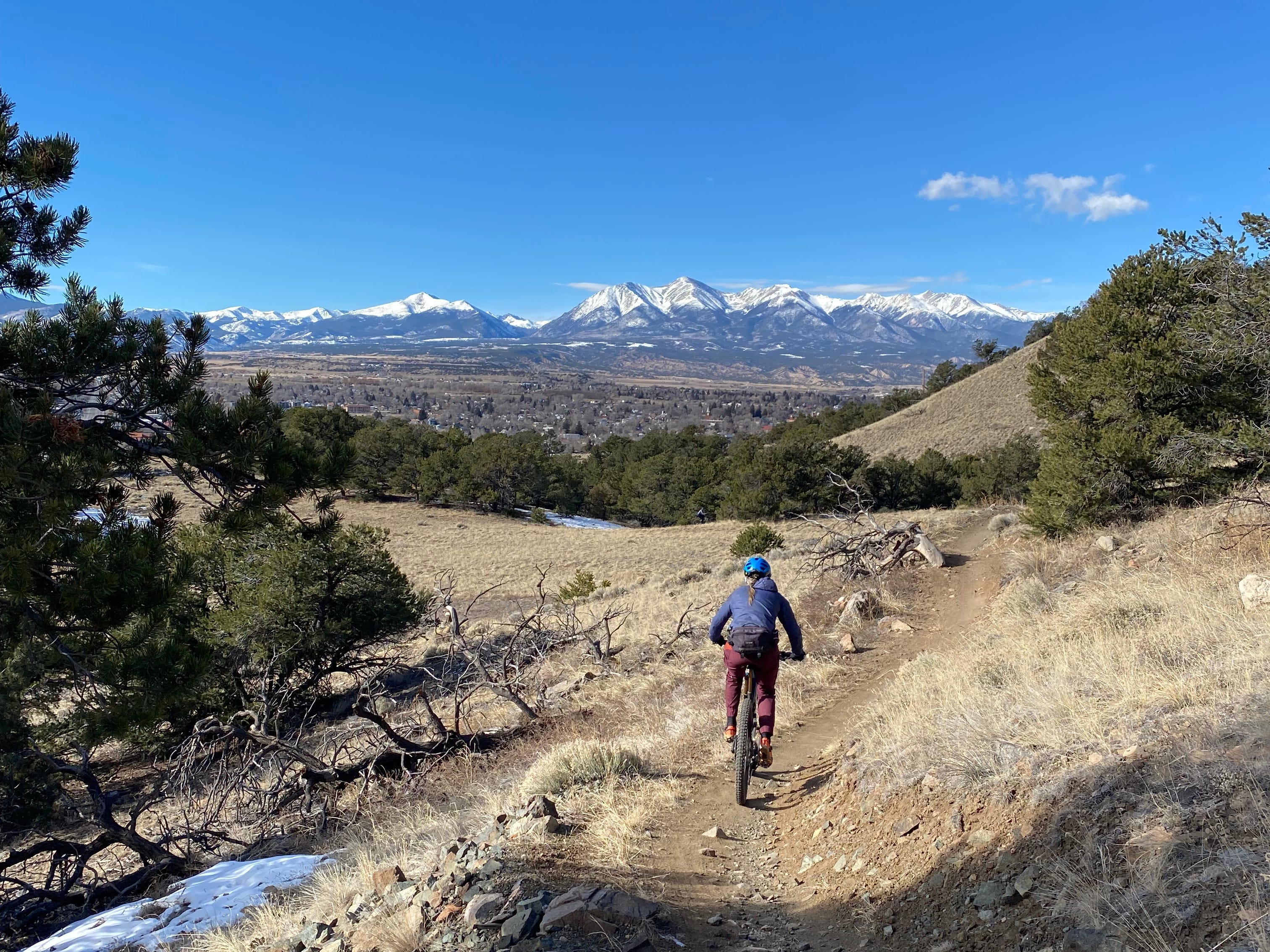 Person on mountain bike in mountains