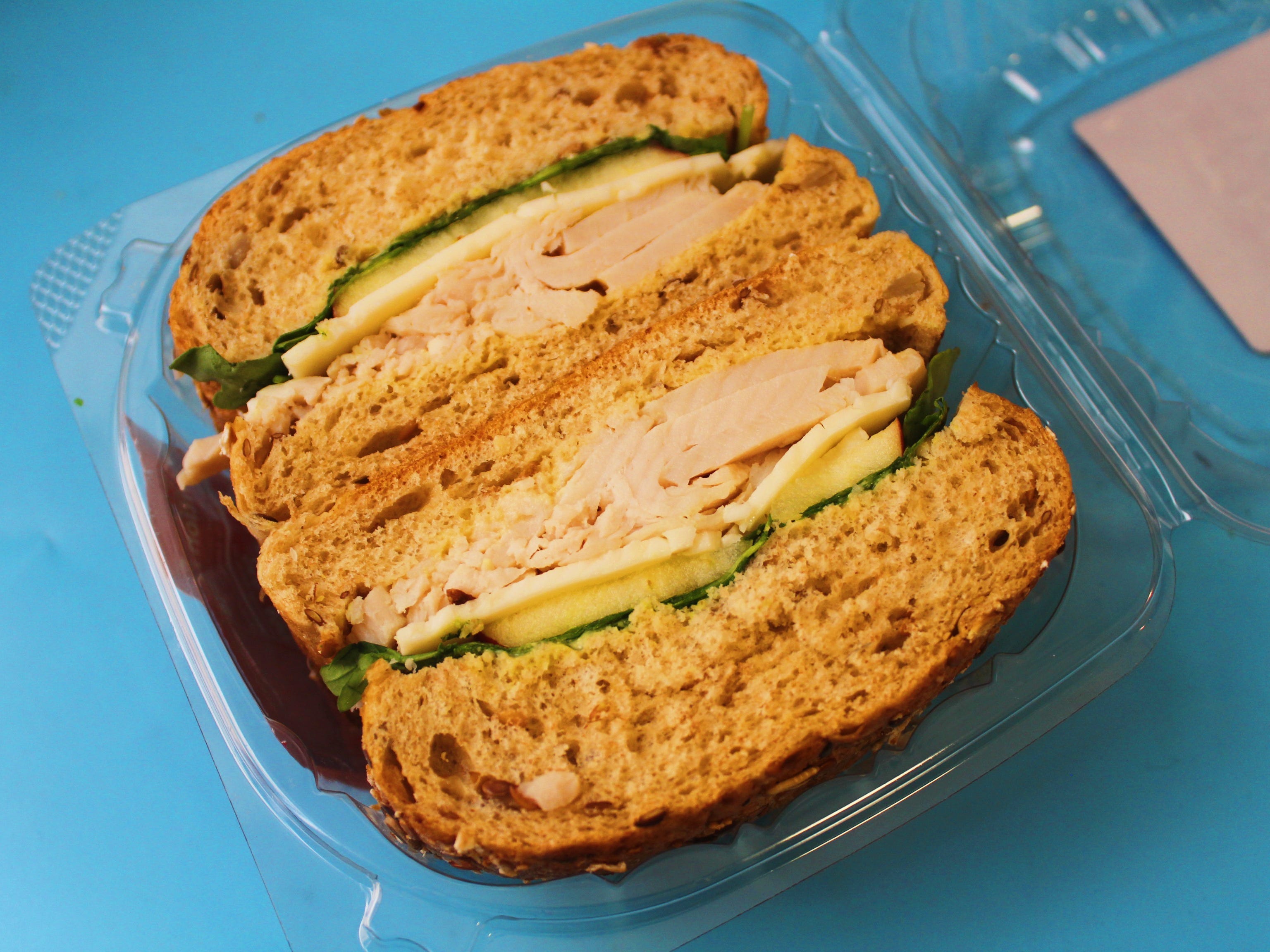 trader joe's turkey apple cheddar sandwich