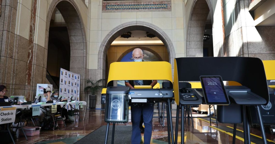 How will Latinos vote on Prop. 50? Likely ‘yes,’ but many remain undecided