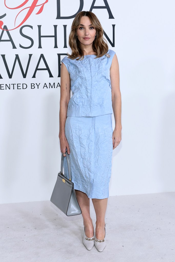 Chloe Fineman attends the 2025 CFDA Fashion Awards