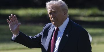 SCOTUS Pokes Holes in Trump’s Strongman Bully Taxes