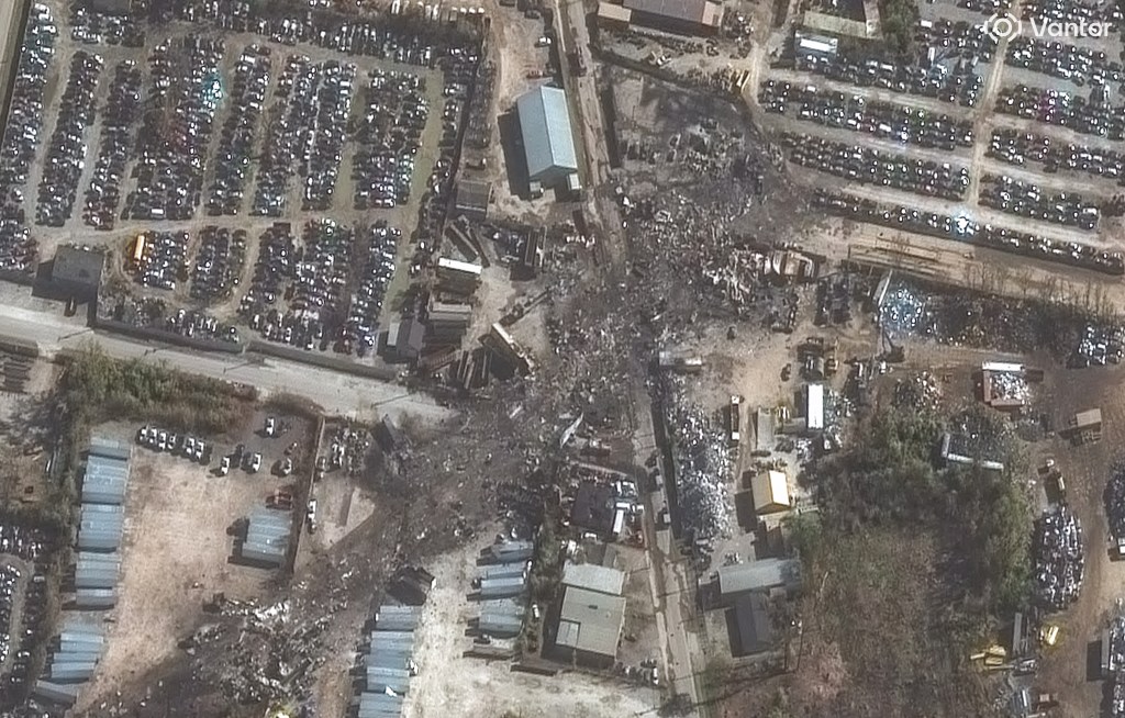 Satellite image showing the debris path of a cargo plane crash near Louisville International Airport.