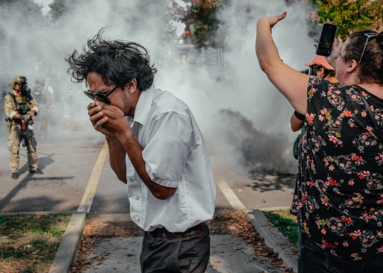 Judge Criticizes Immigration Agents in Chicago: ‘Use of Force Shocks the Conscience’