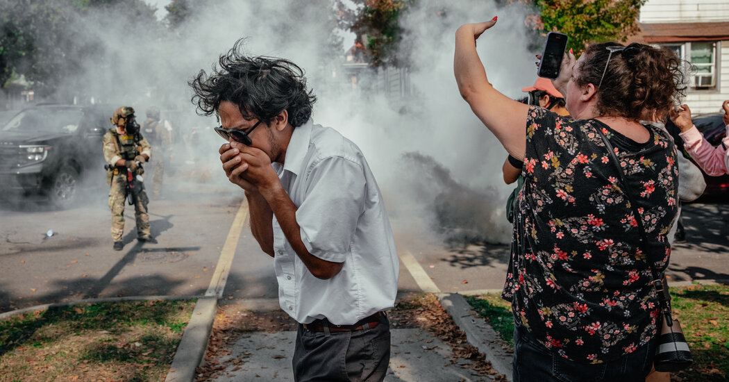 Judge Criticizes Immigration Agents in Chicago: ‘Use of Force Shocks the Conscience’