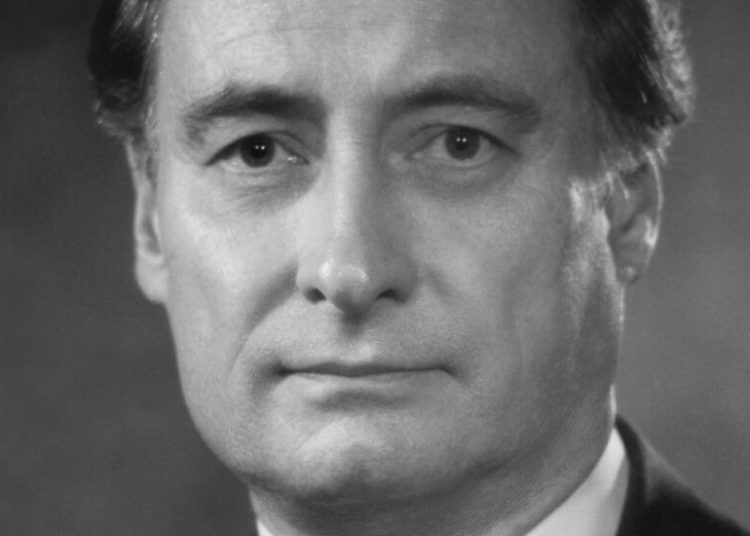 Edward Arrigoni, 91, Dies; His ‘Cop-Shot’ Charity Rewards Tipsters