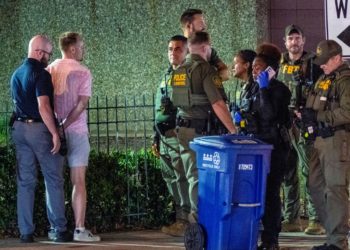 Jury acquits D.C. ‘sandwich guy’ charged with chucking a sub at a federal agent