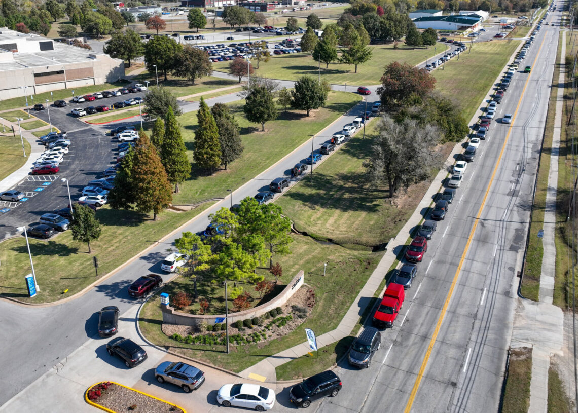 Supreme Court extends pause on order requiring full SNAP payments