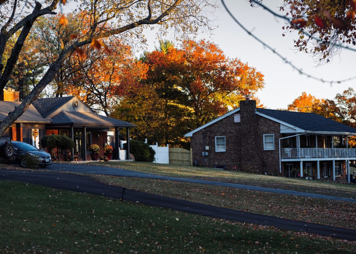 Eclectic homes have ties to history in Virginia’s Lincolnia Park
