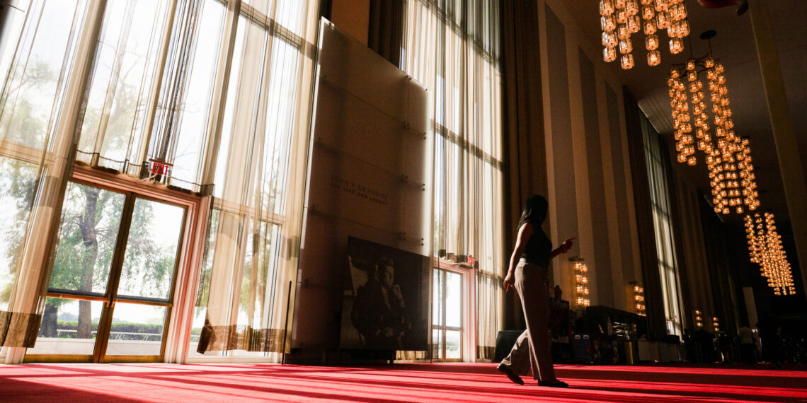 Why patrons should fill the Kennedy Center’s empty seats