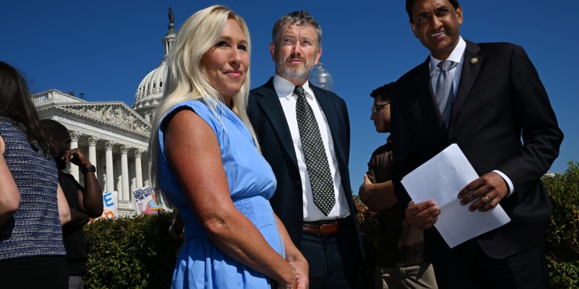 House effort to force vote on releasing Epstein files can advance