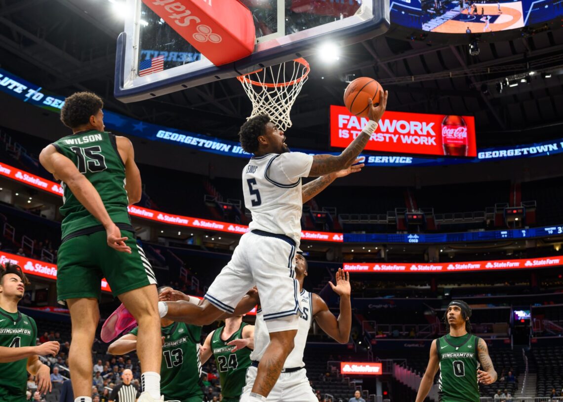 With second-half surge, Hoyas reach 3-0 for first time since 2018