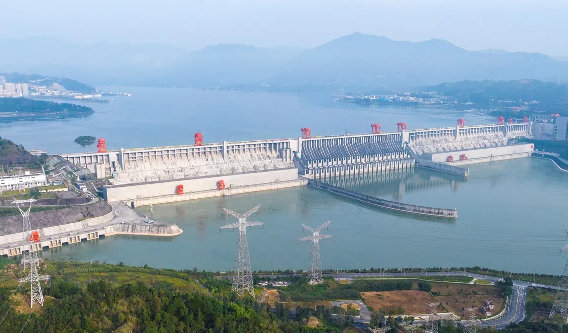 Can a Hydroelectric Dam Really Make the Days Longer?