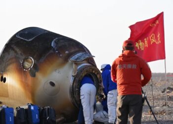 China’s Imperiled Astronauts Illustrate the Dangers of Space Debris