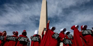 Staggering number of women want to permanently leave America