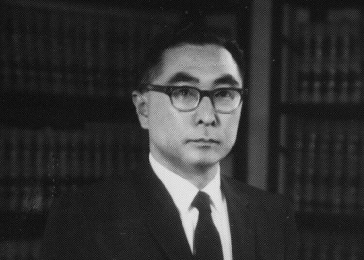 Frank Chuman, who fought for Japanese American rights, is dead at 105