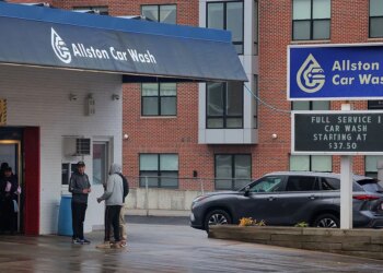 ‘Pump Up the Numbers’: Republican Student Claims Credit for ICE Raid on Car Wash That Led to 9 Arrests  