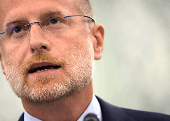 Trump official hit over new target: ‘Why in the world is the FCC chairman posting this?’