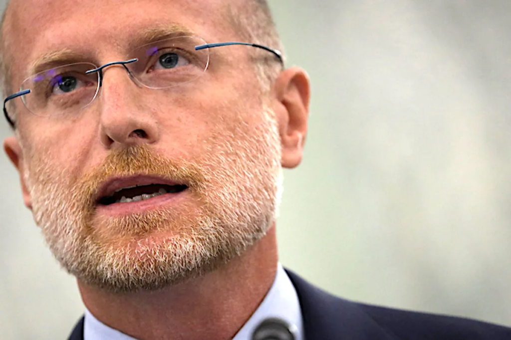 Trump official hit over new target: ‘Why in the world is the FCC chairman posting this?’