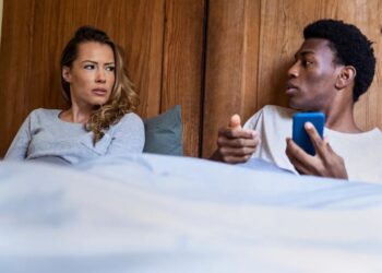 People Are Starting to Get Divorced Because of Affairs With AI