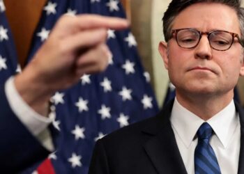 ‘He finally learned his lesson’: Mike Johnson pummeled by GOP colleague over Epstein delay