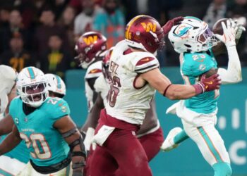 Five thoughts on the struggling Commanders entering their bye week