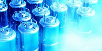 Man Cryogenically Freezes Wife, Gets New Girlfriend in the Meantime