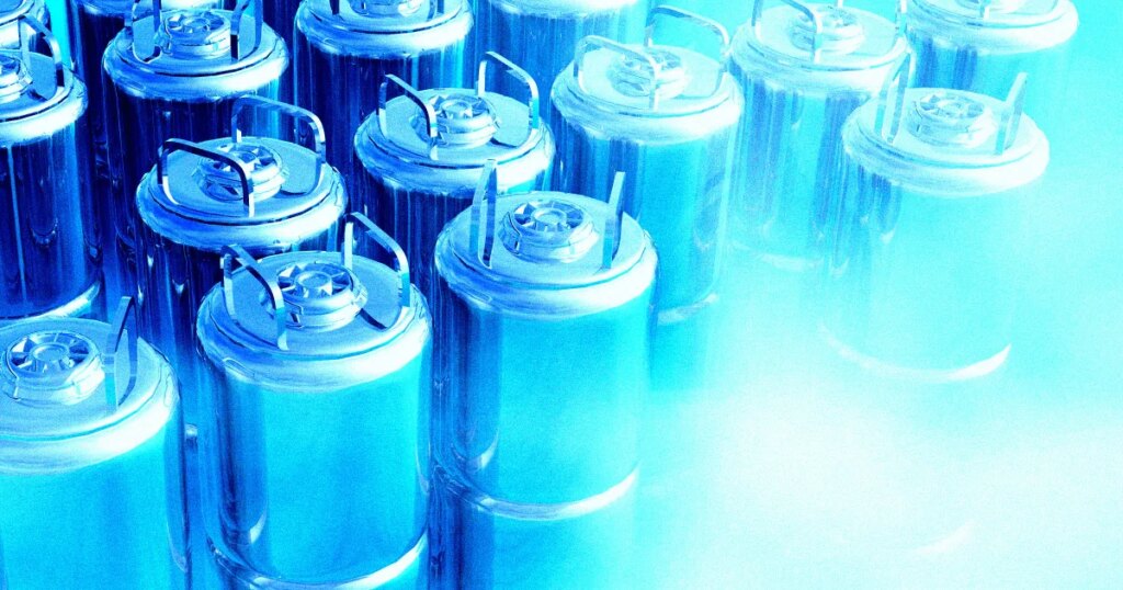 Man Cryogenically Freezes Wife, Gets New Girlfriend in the Meantime