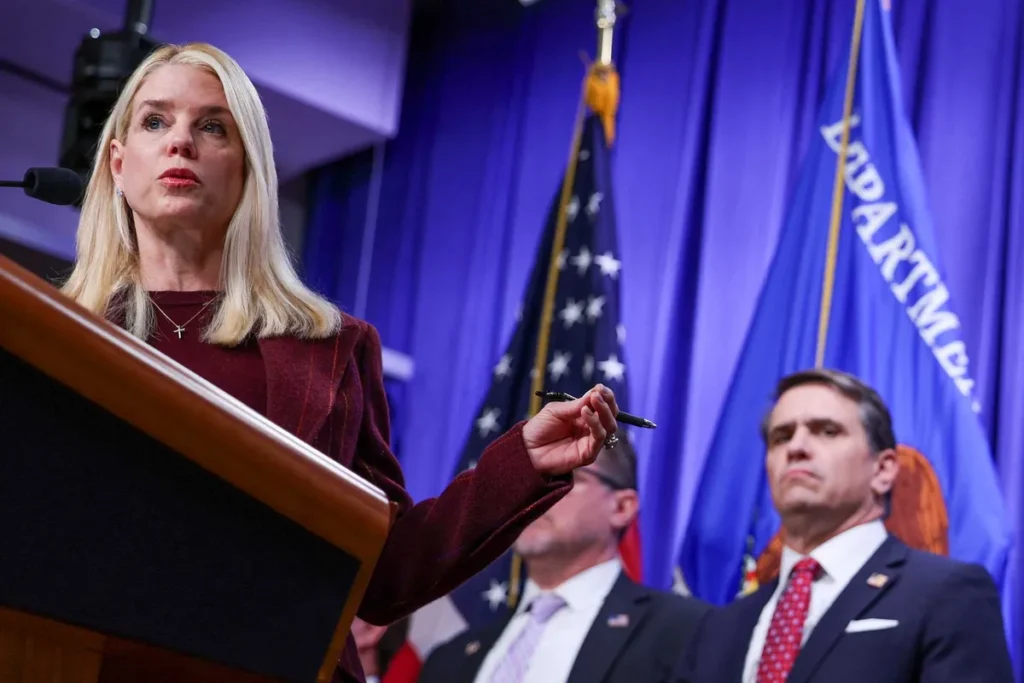 ‘Astonishing’: MAGA influencer melts down and accuses Pam Bondi of ‘gaslighting’