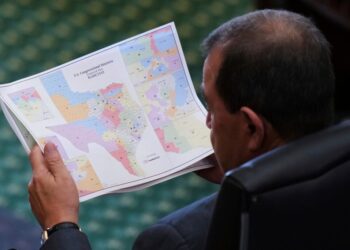 In surprise shift, Democrats are ahead in redistricting fight