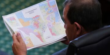 In surprise shift, Democrats are ahead in redistricting fight