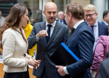 Ukraine and Europeans rebuke U.S. plan as ‘capitulation’ to Russia