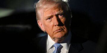 Trump Calls for Arrests of Democrats Who Urged Troops to Refuse Illegal Orders: ‘Seditious Behavior, Punishable by Death’