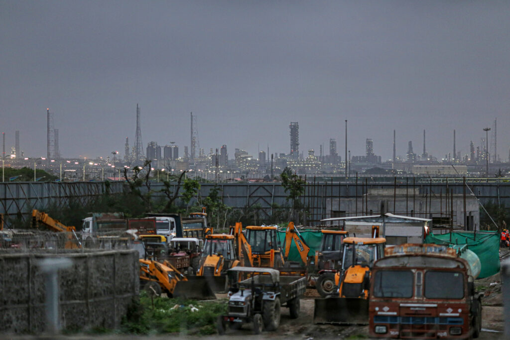 Indian conglomerate to stop Russian oil imports amid pressure from Trump