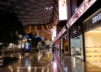 I had a 14-hour layover. Here’s what I did right.