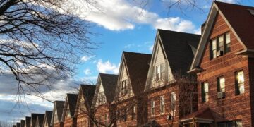 Tensions between renters and homeowners challenge Mamdani housing plan