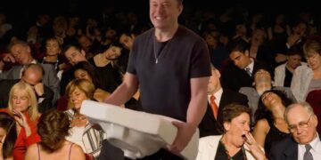 Twitter Use Has Stagnated Pathetically Under Elon Musk