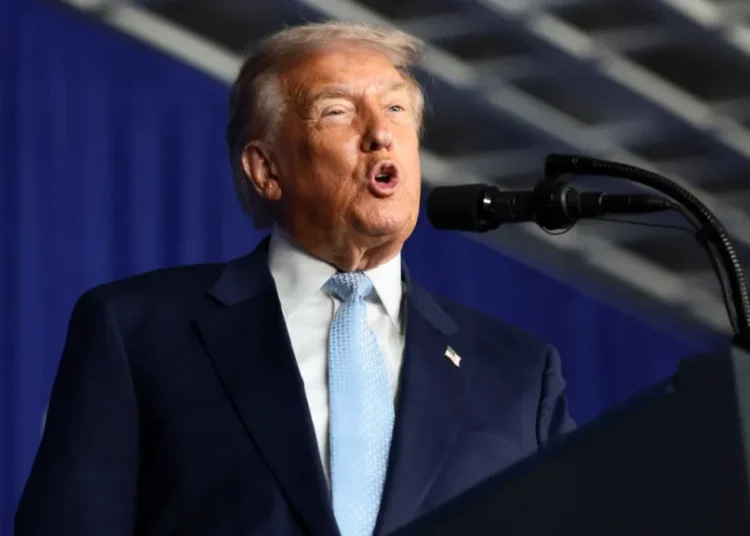 ‘On the verge of ugly chaos’: Analyst says MAGA’s cowering to Trump is killing GOP