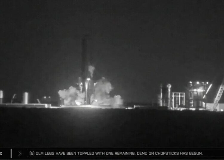 While Grok Calls Him a Genius, Elon’s New Rocket Explodes While Just Sitting There