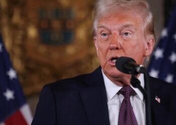 ‘Political vampire’: Analyst says Trump is embracing Dem foe out of self-preservation