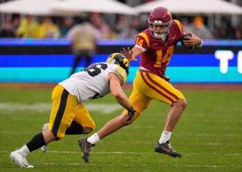 College football on TV: Making the most of a less-than-stellar Saturday