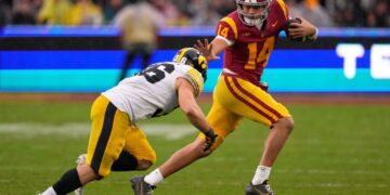 College football on TV: Making the most of a less-than-stellar Saturday