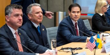 Ukraine peace plan shrinks after Geneva talks, but still no deal