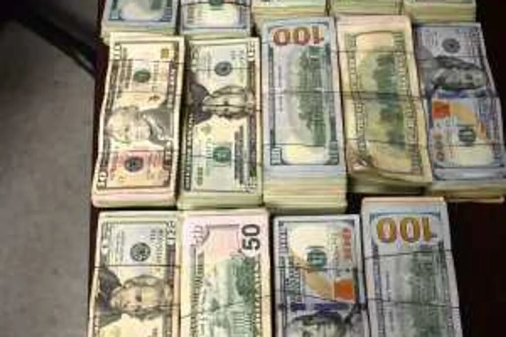 ‘Theft!’ Outraged Republican slams Trump admin’s seizure of border crosser’s cash