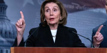 Let members of Congress trade stocks. With one big condition.