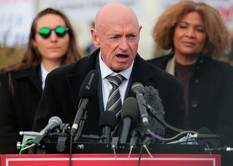 ‘It Won’t Work’: Mark Kelly Pushes Back Against Pentagon Investigation Into Him  