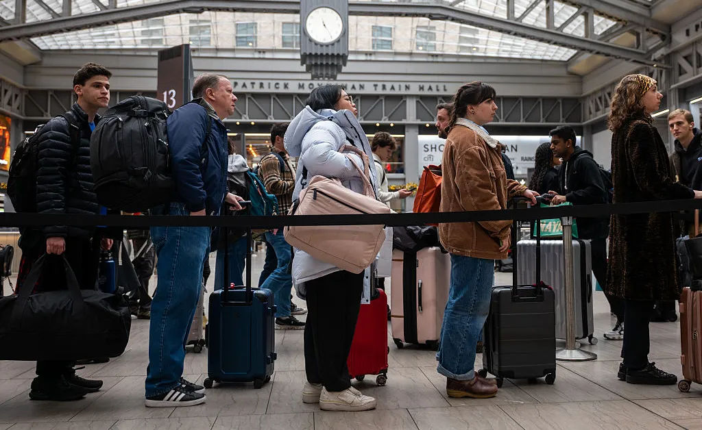 Why a Federal Program Is Encouraging Thanksgiving Flyers to Dress Better and Be Nicer