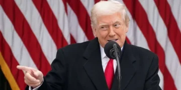 ‘The absolute worst of us’: Trump blasted for ‘deranged’ remark on governor’s weight